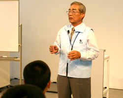 【写真】荻野　恵三さん