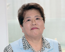 【写真】山崎 主知子さん